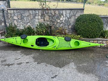 Kayak rainbow oasis 425 expedition