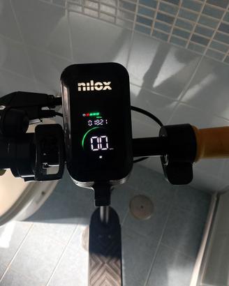Monopattino elettrico Nilox