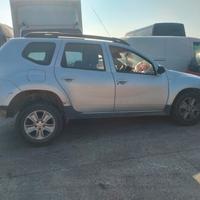 dacia Duster 4x4.ricambi.