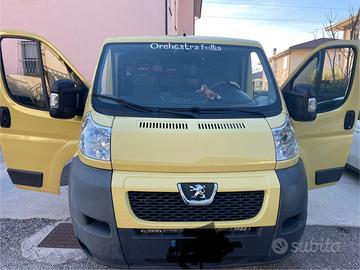 Furgone Peugeout Boxer