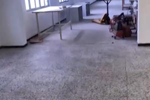 Fondo laboratorio/magazzino