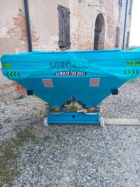 Attrezzi agricoli vari - Spandiconcime