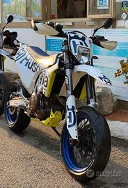 Husqvarna 701 supermoto 2016