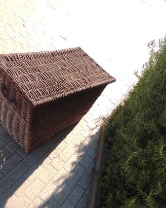baule di vimini vintage