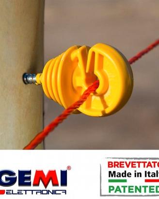 Isolatori per pali in legno per recinto elettrico