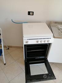 cucina a gas con forno elettrico 