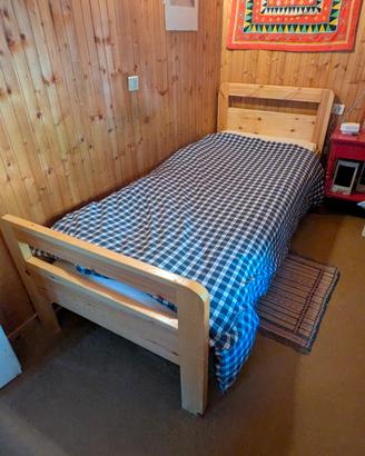  Letto una piazza in legno di pino