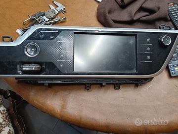 display citroen c4