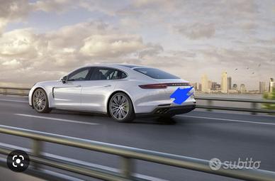 Ricambi porsche panamera 2020