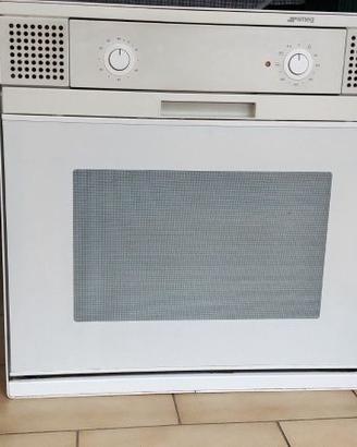 Forno elettrico da incasso Smeg bianco