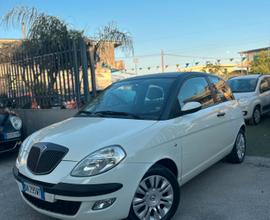 Lancia Ypsilon 1.2 Oro Bianco del nord