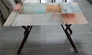 Tavolo Target Point con design moderno