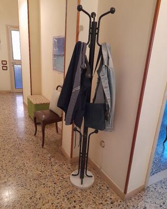 Bilocale arredato, Zona Porta Castello