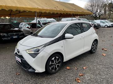 Toyota Aygo 1.0 VVT-i 72 CV 5 porte x-cite OK NEOP