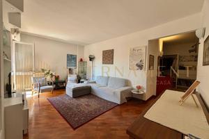 Attico / Mansarda di 227 m² con più di 5 locali e 