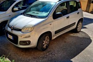 Fiat Panda 900cc anno 2013 benzina e metano.