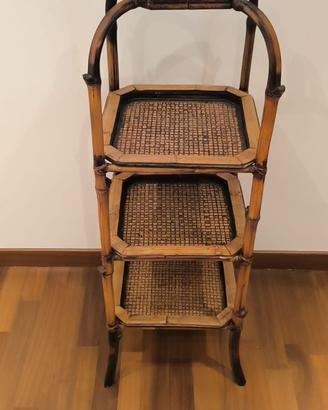 Scaffale in rattan