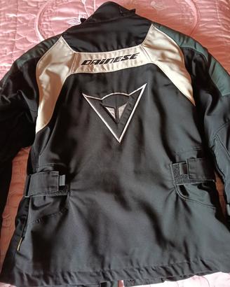 completo moto Dainese goretex.