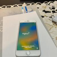 Iohone 8 64 Gb binco