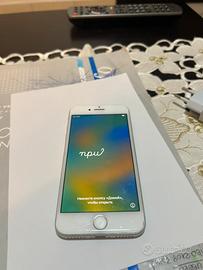 Iohone 8 64 Gb binco