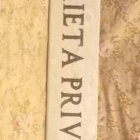 targa proprietà privata marmo perlato