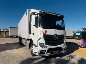 Actros 2545 e6 cassa frigo 8.65 t carne frc 06-26