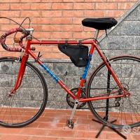 Bici da corsa vintage funzionante.