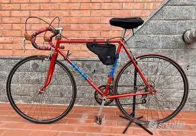 Bici da corsa vintage funzionante.