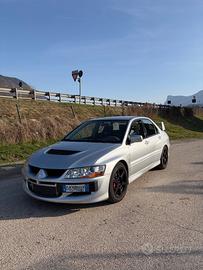 Mitsubischi Lancer Evo 8