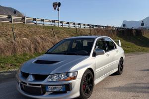 Mitsubischi Lancer Evo 8