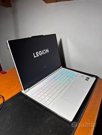 Lenovo Legion 16" QHD+ i9 RTX 4070 Gaming Laptop