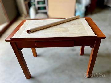 Tavolo in legno massello