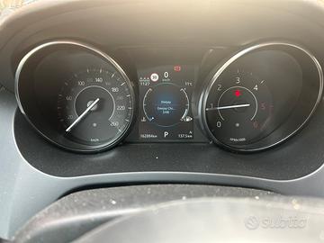 Jaguar E-Pace black edition