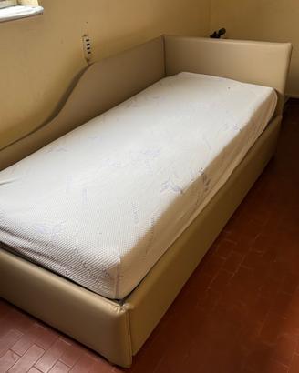 Letto singolo/divano imbottito