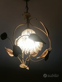 Lampadario stile shabby  floreale in ferro battuto