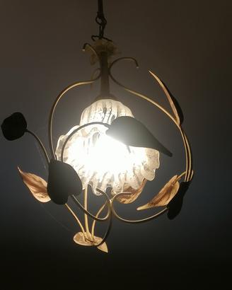 Lampadario stile shabby  floreale in ferro battuto