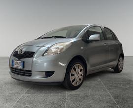 Toyota Yaris 5p 1.0 Sol
