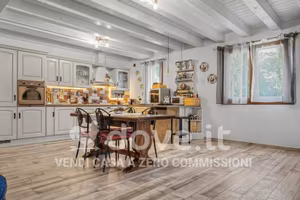 Casa indipendente di 145 m² con 4 locali a Fusigna
