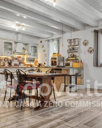 Casa indipendente di 145 m² con 4 locali a Fusigna
