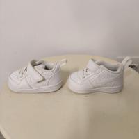Nike air max court bianche bambino numero 17