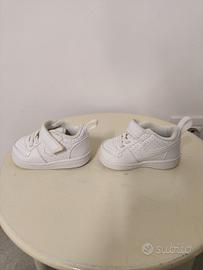 Nike air max court bianche bambino numero 17