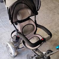 Passeggino con pedali