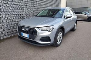 Audi Q3 35 1.5 tfsi Business s-tronic
