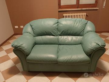 DIVANO IN PELLE 
