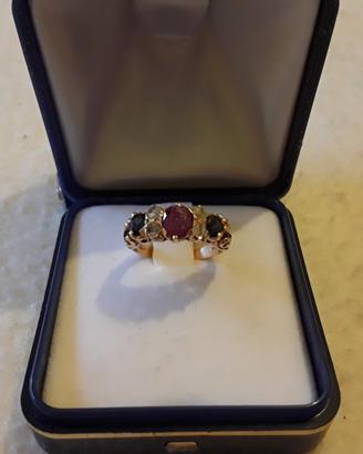 Anello antico (800) in oro con rubino e zaffiri