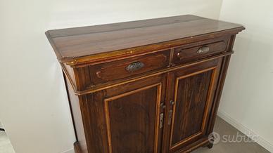 credenza in legno 