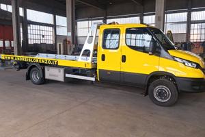 Carro attrezzi Daily 72C18 doppia cabina scarrabil