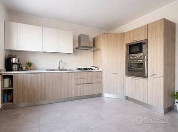 Cucina Veneta Cucine completa con elettrodomestici