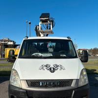 Iveco daily con gru bonfiglioli