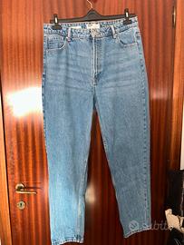 Pantaloni denim Bershka